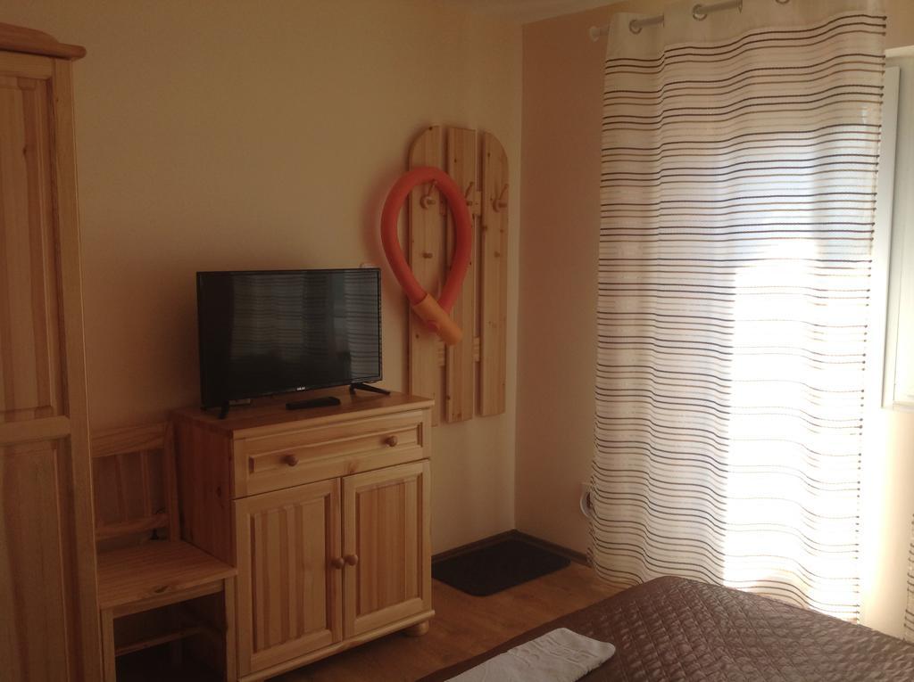Attila Apartmanhaz Hotel Hévíz Екстериор снимка